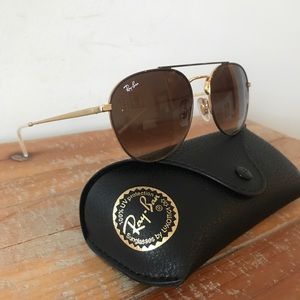 Ray Ban Aviator Sunglasses In Gold!